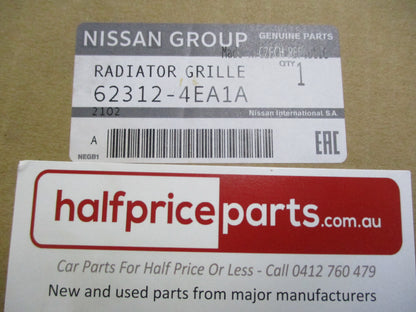 Nissan Qashqai Genuine Front Upper Center Grille (Black) New Part