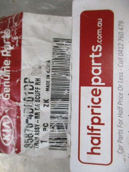 Kia Carnival Genuine Right Hand Rear Door Trim Scuff Plate (Grey) New Part