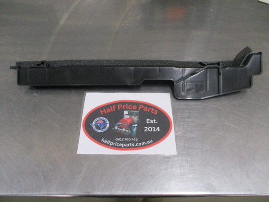 Kia Sportage Genuine Right Hand Air Guard New Part