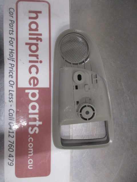 Kia Cerato Genuine Right Hand Front Door Handle Trim Housing (Pure Gray) New Part