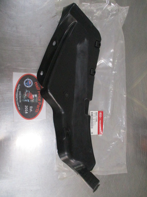 Kia Cerato Sedan Genuine Right Hand Rear Wheel Guard Assembly New Part