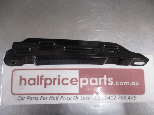 Kia Rio Genuine Right Hand Front Bumper Bracket New Part
