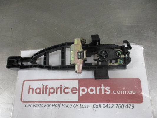 Mazda BT-50 Genuine Right Hand Front Door Inner Door Handle Base With Out Keyless Entry New Part