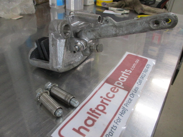 Mechanical Disc Brake Caliper Galvanised (With Pads) New Part