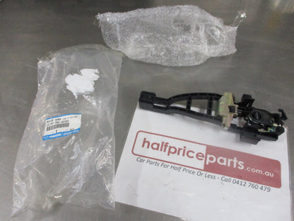 Mazda BT-50 Genuine Right Hand Front Door Inner Door Handle Base With Out Keyless Entry New Part