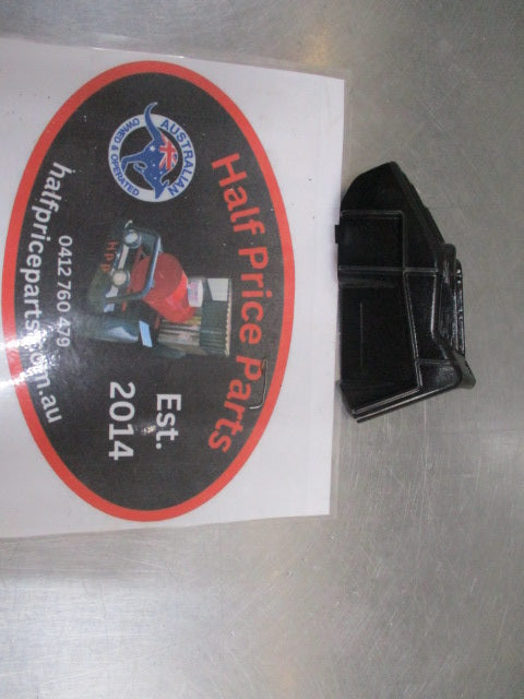 Kia Sportage Genuine Left Hand Lower Rear Bumper Side Bracket New Part