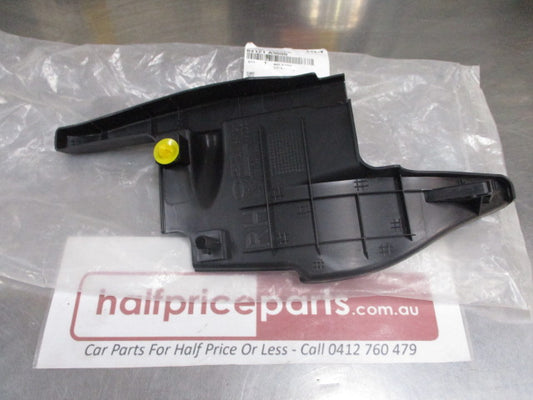 Kia Carnival Genuine Cover Assembly Fender Side Right New Part