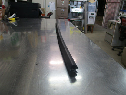 Honda CR-V Genuine Front Left Door Lower Seal New Part