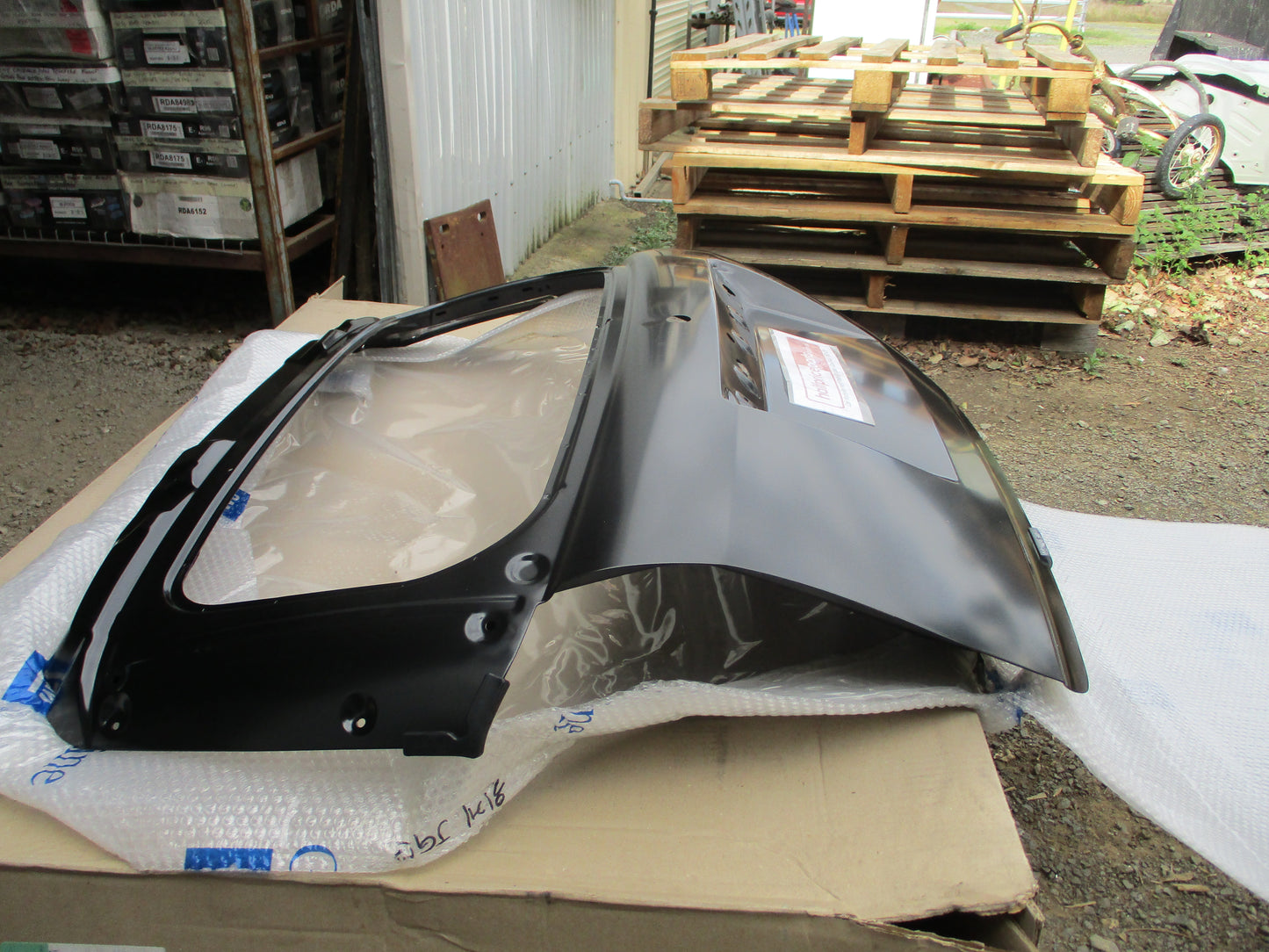 Holden CG7 Captiva Genuine Rear Tail Gate Panel Shell (Unpainted) New Part