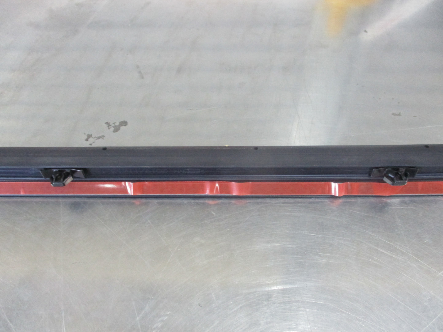 Honda CR-V Genuine Front Left Door Lower Seal New Part