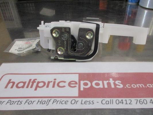 Mitsubishi Outlander Genuine Right Hand Front Door Latch Kit New Part
