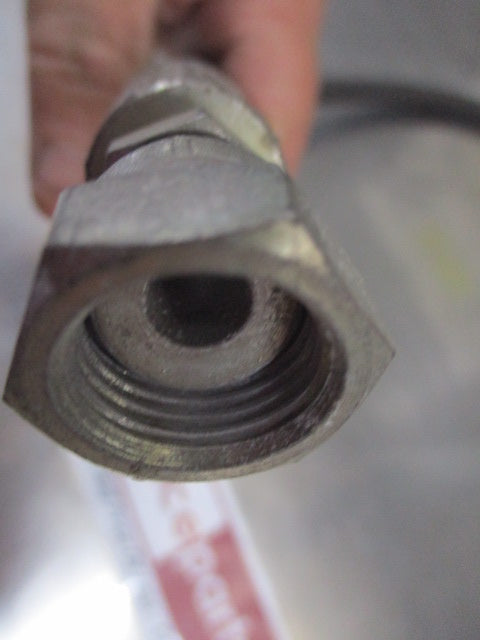 Hydraulic Hose With Fittings 150cm Long 3/8 ID 9,5mm WP33,0 MPA/4785 PSI New Part .