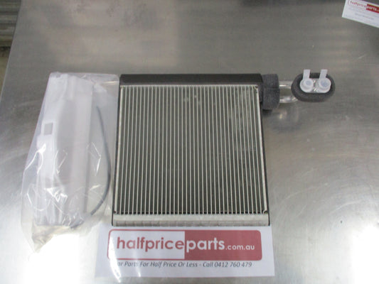 Honda CR-V Genuine Radiator Evaporator Comp New Part