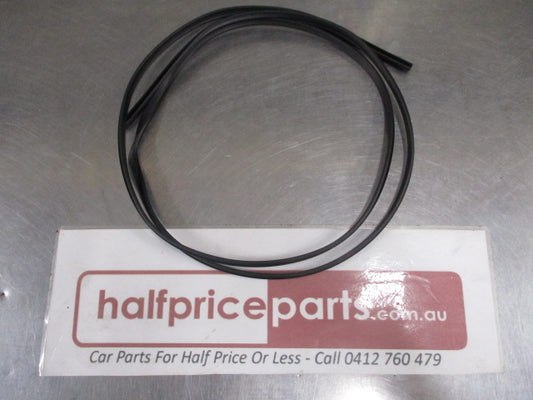 KIA Sportage Genuine Cowl Top Cover Strip New Part