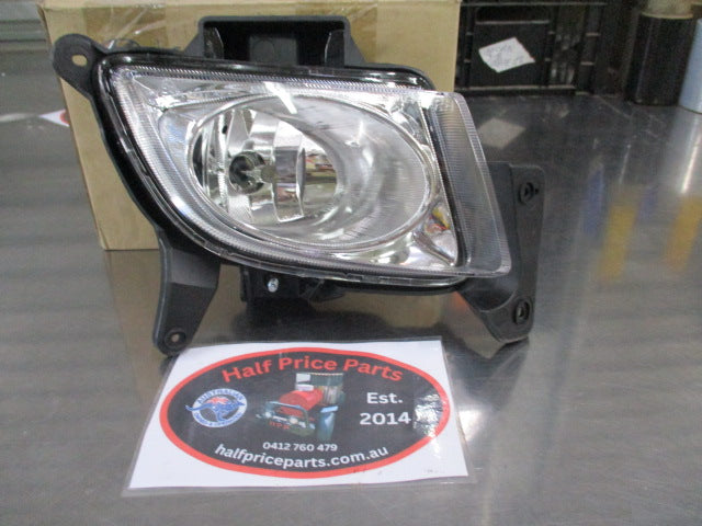 Hyundai i30 / Elantra Genuine Front Right Hand Fog Light New Part