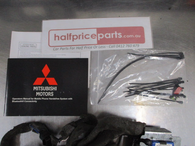 Mitsubishi Outlander ZG Genuine Hands Free Bluetooth Kit New Part