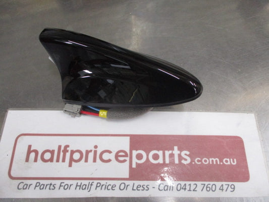 Kia Sorento Genuine Shark Fin Antenna 7 In 1 In Black New Part