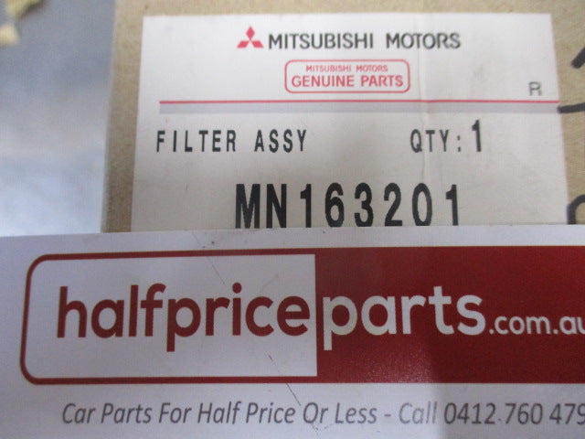 Mitsubishi Triton Genuine Fuel Filter Assembly New Part