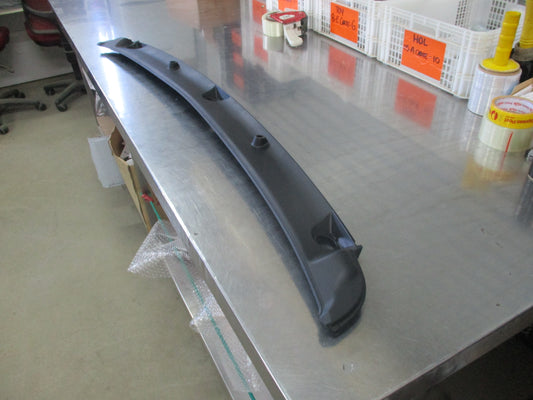 Suzuki Carry/Every Genuine Windscreen Cowl Top Garnish New Part
