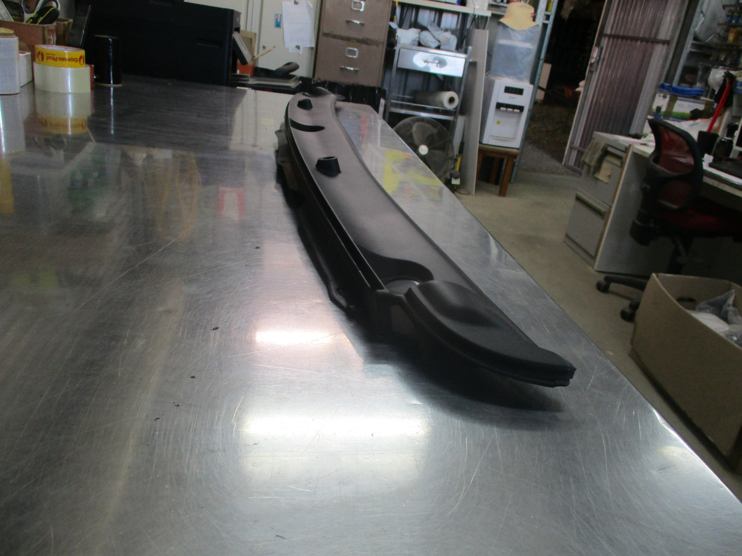 Suzuki Carry/Every Genuine Windscreen Cowl Top Garnish New Part