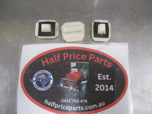 Holden Commodore VT VX VY VZ V2 VY Ute Side Skirt Top Clips (Pack of 3) New Part