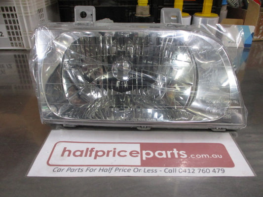 Kia Sportage Genuine Right Hand Front Head light (Drivers) New Part