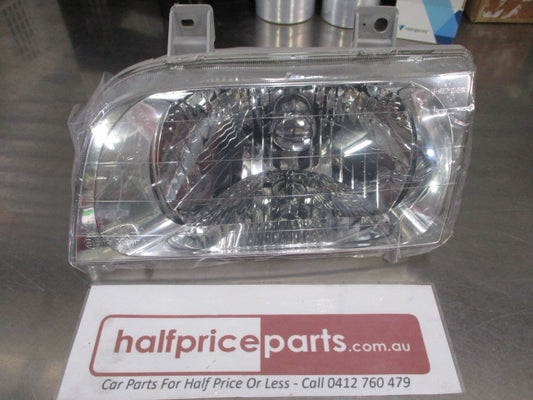 Kia Sportage Genuine Left Hand Front Headlight (Passenger) New Part