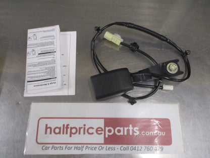 Mitsubishi Pajero Sport Genuine Left Hand Front Seat Belt Buckle Assembly New Part