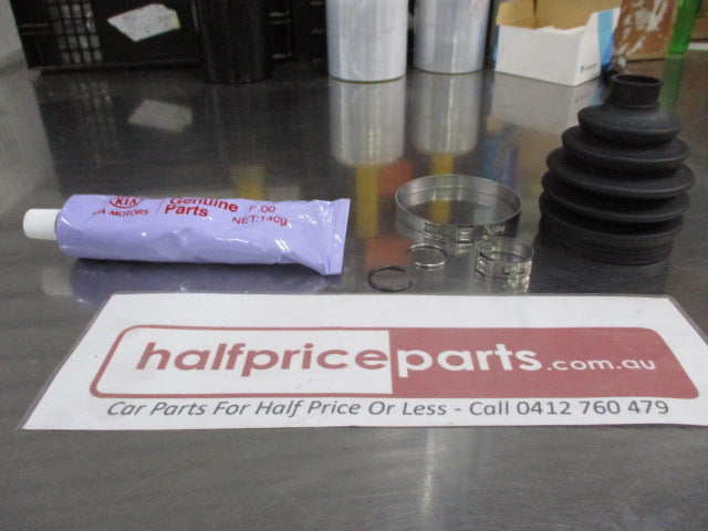 Kia Rio/Stonic Genuine Front Axel Wheel Side Boot Kit New Part