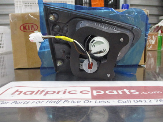 Kia Cerato Genuine Right Hand Rear Inner Tail Light New Part