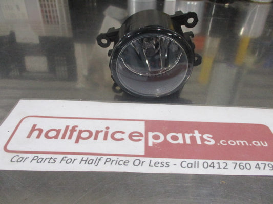 Mitsubishi Outlander/Eclipse Genuine Left Hand Front Fog Light New Part