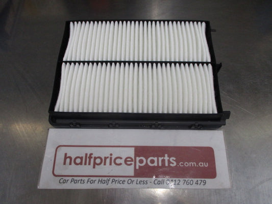 Kia Carnival/Sorento Genuine Engine Air Filter Element New Part