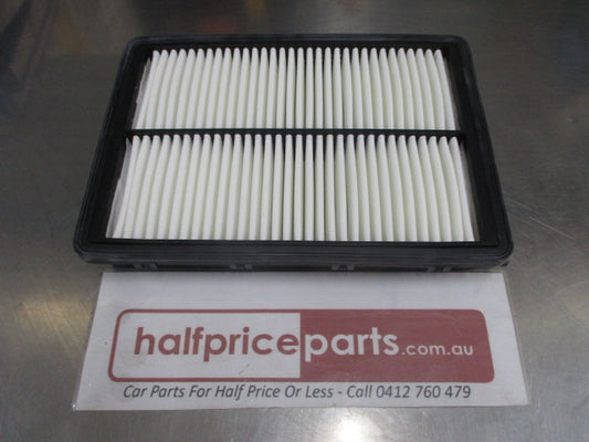 Kia Carnival/Sorento Genuine Engine Air Filter Element New Part