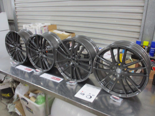Subaru STI Genuine Set 4 Alloy Wheels 18x7.5 With Caps-Valves (Gray) New Part.