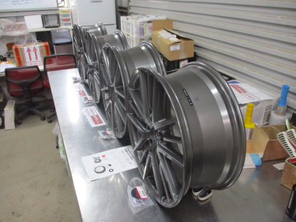 Subaru STI Genuine Set 4 Alloy Wheels 18x7.5 With Caps-Valves (Gray) New Part.