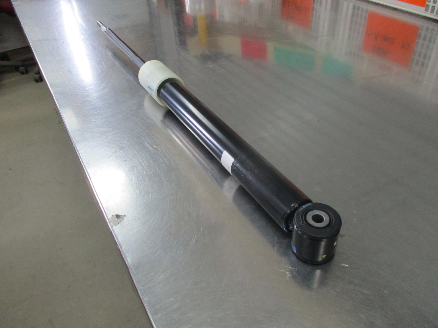 Honda Jazz Genuine Right Rear Shock Absorber/Damper Unit New Part