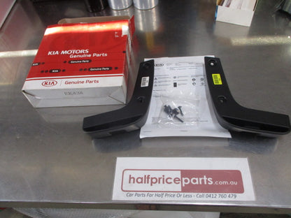 Kia Rio Sedan Genuine Rear Mud Guard Set With Fitting Screws New Part