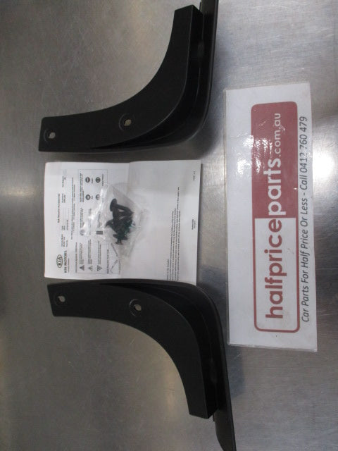 Kia Forte Genuine Rear Mud Flap Set With Fitting Screws New Part