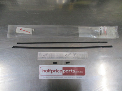 Mitsubishi Magna Genuine Windscreen Wiper Blade Refill Left And Right New Part