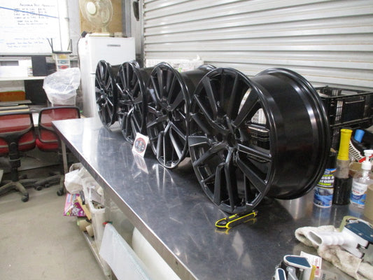 Subaru WRX STI Genuine Set of 4 Charcoal Alloy Rims 18x81/2J55 New Part