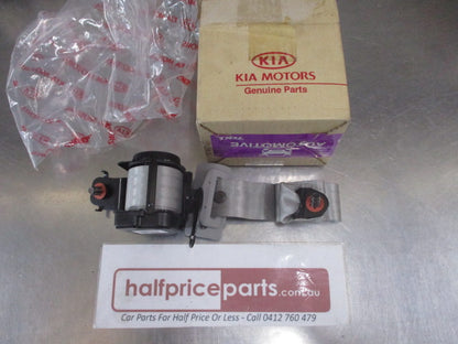 Kia Cerato Genuine Rear Left Rear Seatbelt Assembly (Pure Gray) New Part