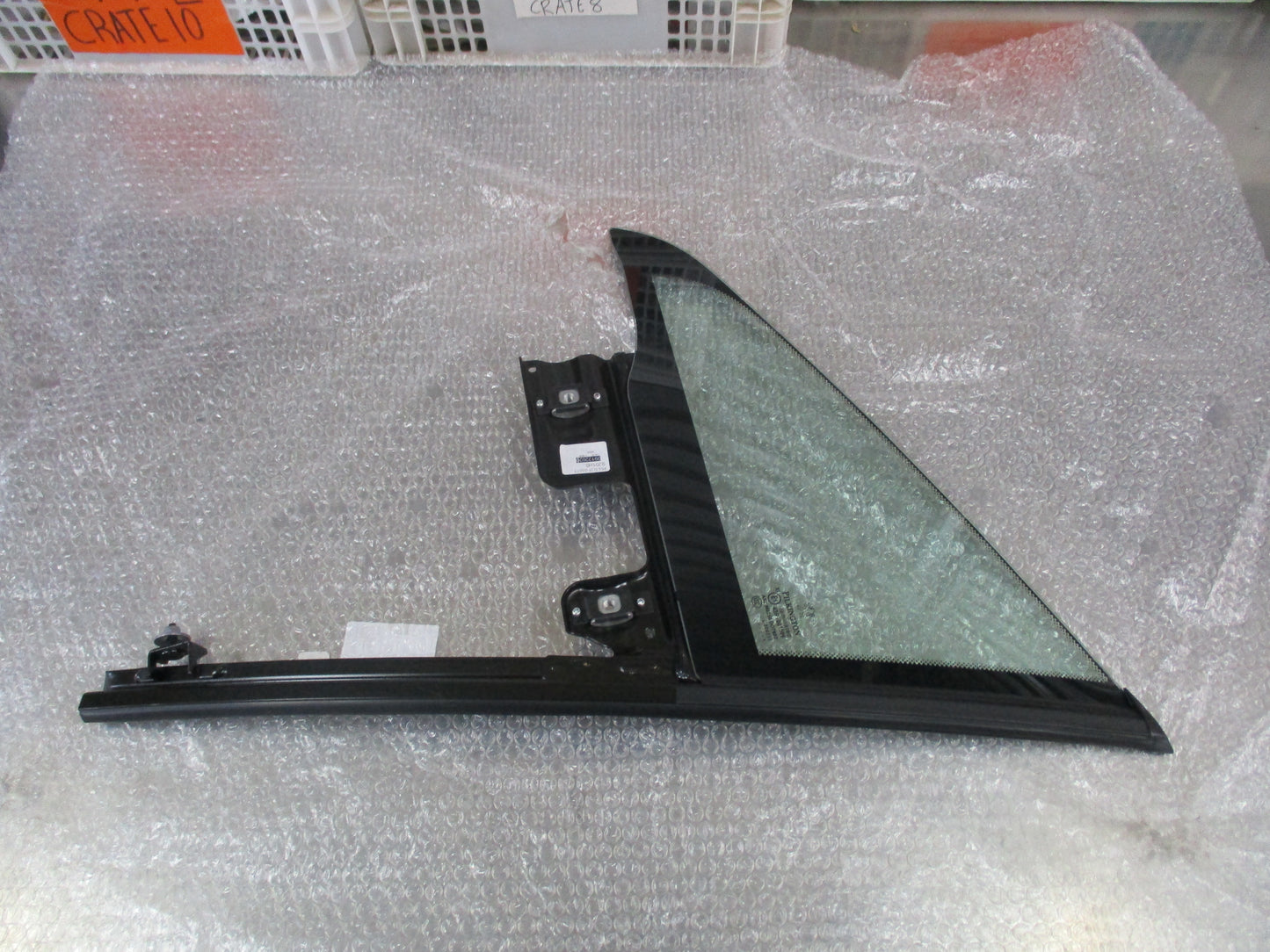 Peugeot 407 Genuine Front Passengers Quarter Glass Assembly New