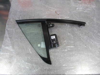 Peugeot 407 Genuine Front Passengers Quarter Glass Assembly New
