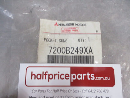 Mitsubishi Outlander GF Genuine Sun Glasses Holder New Part