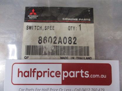 Mitsubishi Triton Genuine Right Hand Steering Wheel Controller New Part