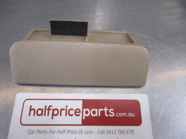 Kia Sportage Genuine Glove Box Knob Assembly (Beige In Colour) New Part