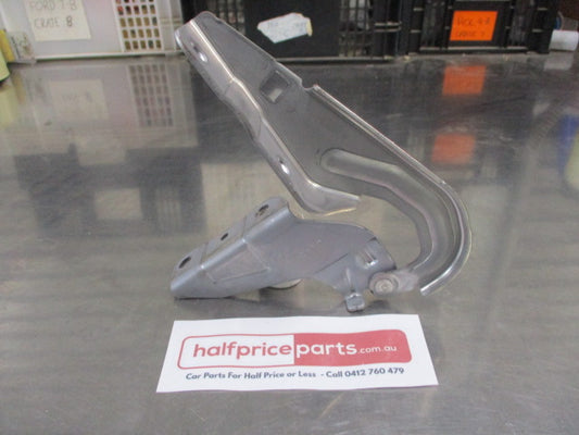 Mitsubishi Outlander/Outlander Sport Genuine Left Hand Front Bonnet Hinge New Part