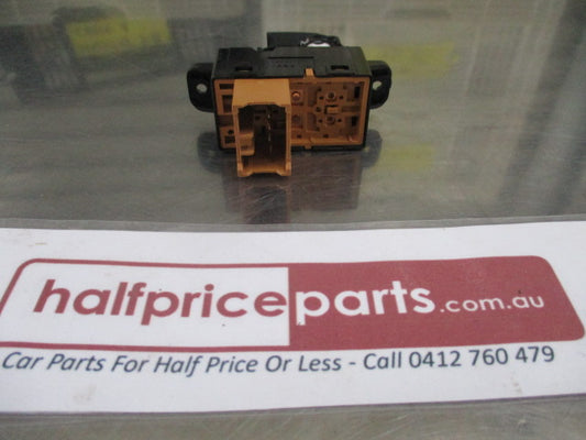 Hyundai I30 Sedan Genuine Left Hand Rear Power Window Switch - New Part