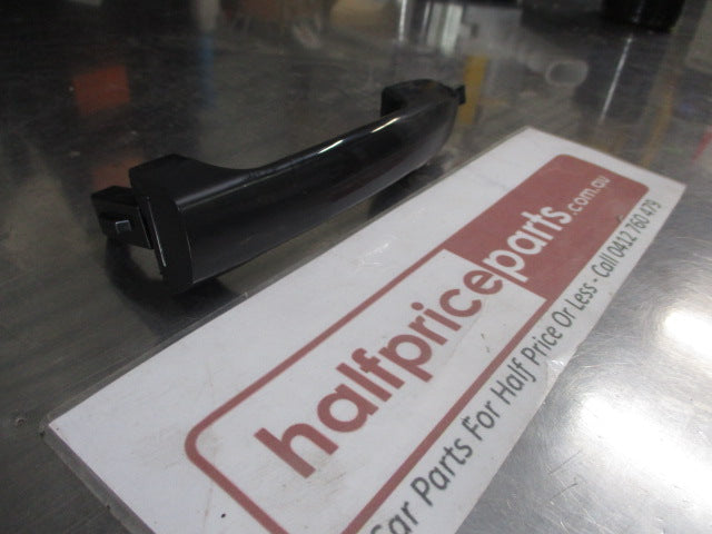 Kia Cerato Genuine Left Hand Rear Outer Door Handle (Unpainted) New Part
