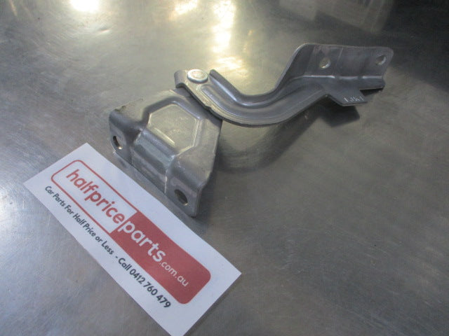 Mitsubishi Grandis Genuine Left Hand Front Bonnet Hinge New Part